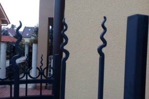 plotové diely z kovaných prvkov